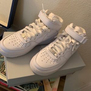 Air Force 1 mid
